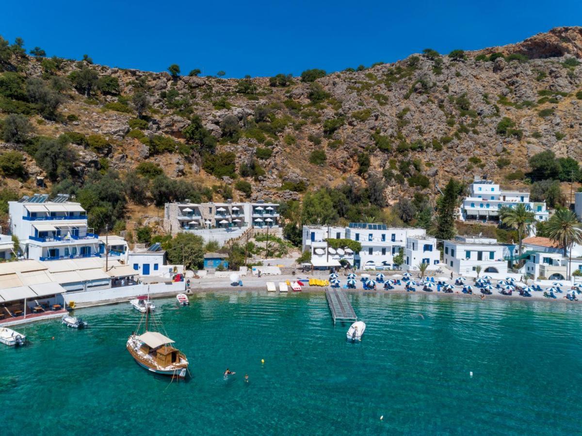 Molos Apartahotel *