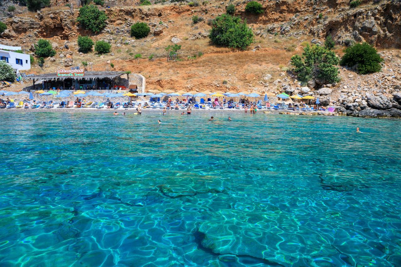 Molos Apartahotel *