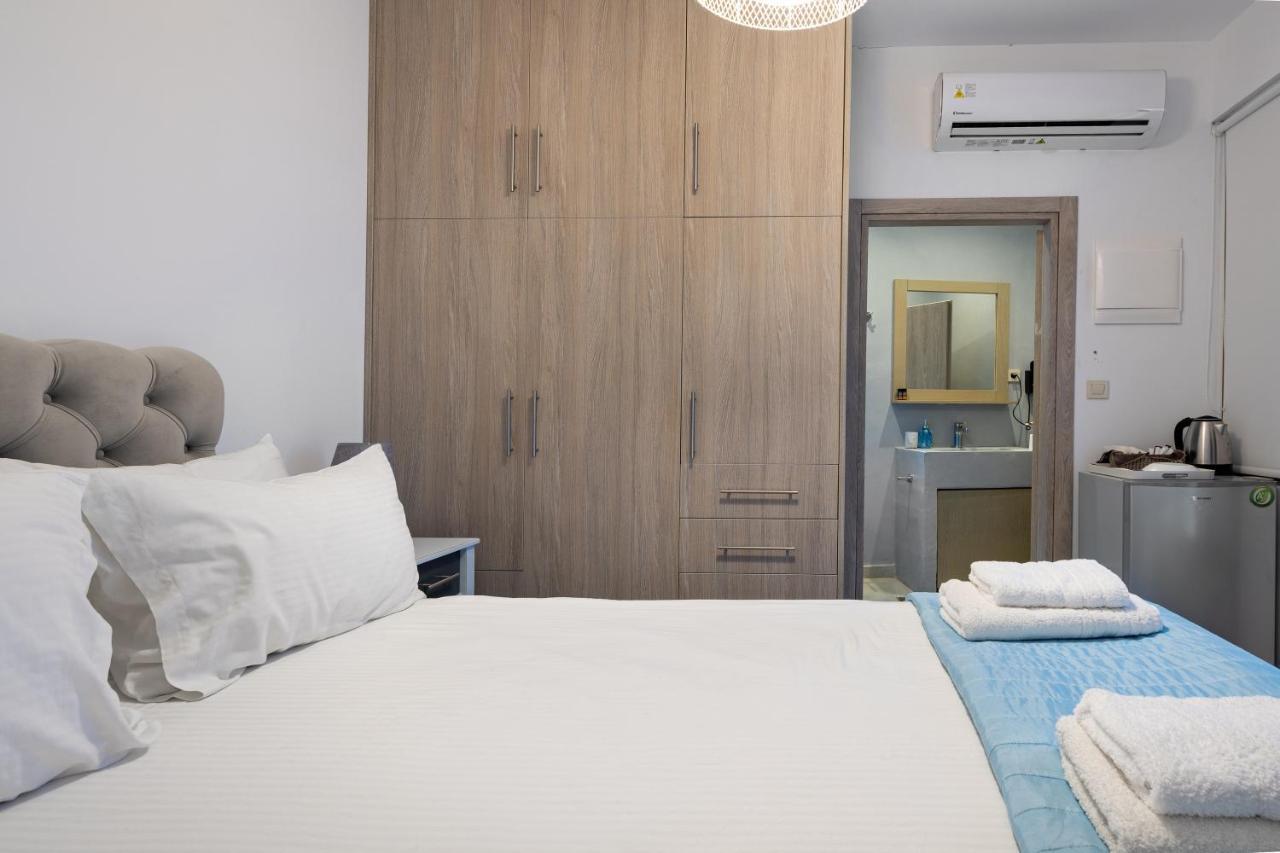 Aparthotel Molos