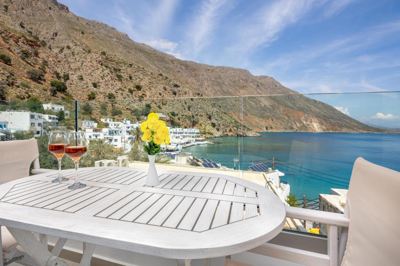 Molos Aparthotel *