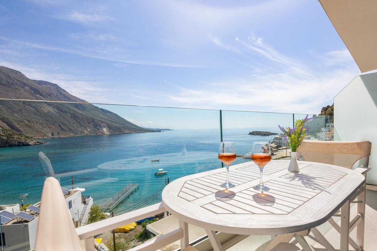 Molos * Loutro