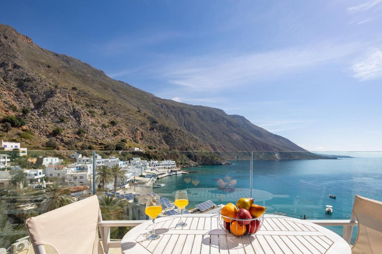 Molos Aparthotel Loutro