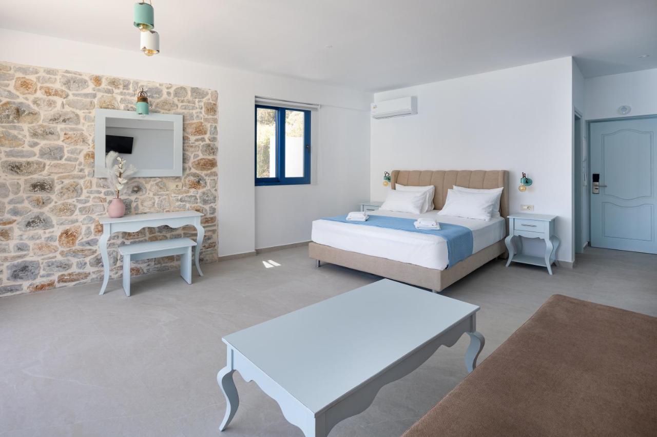 Molos Apartahotel